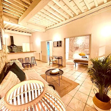 Le Moka Charmant Appartement Au Coeur De Ville Nîmes Eksteriør billede