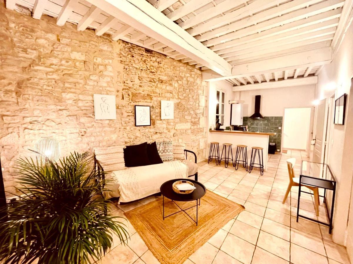 Le Moka Charmant Appartement Au Coeur De Ville Nîmes Eksteriør billede